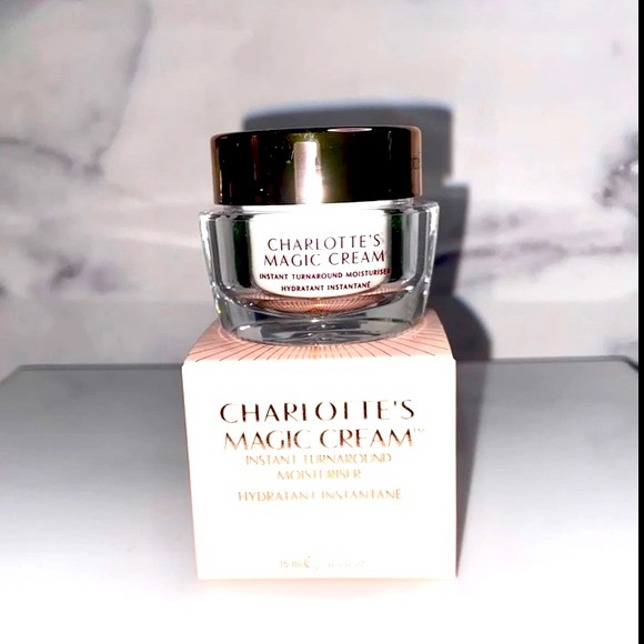 Charlotte Tilbury Magic Cream - Picture 5 of 5